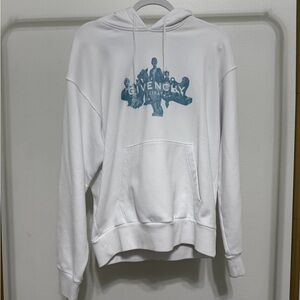 Givenchy Cream Fabric Label